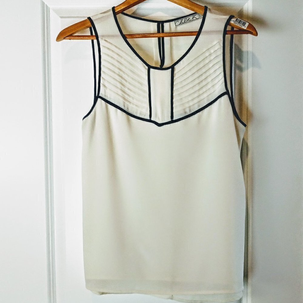 Chloe K Cream Navy Trim Pleat Front Sleeveless Top